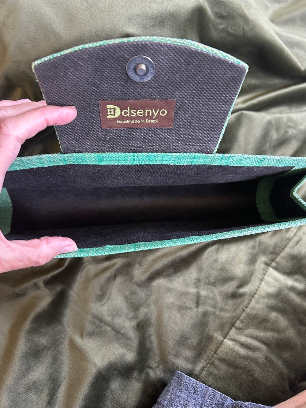 Dsenyo Woven Clutch Bag - Picture 3 of 6